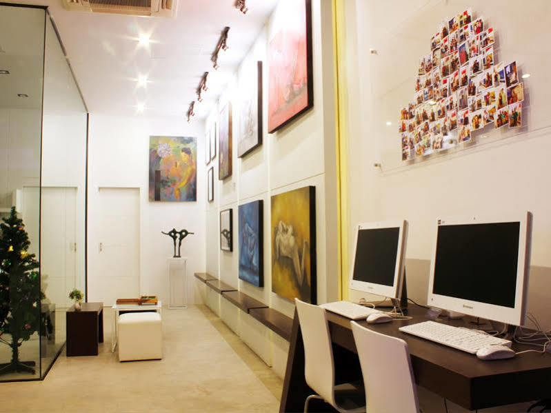 Hotel The Artist House Patong Exterior foto
